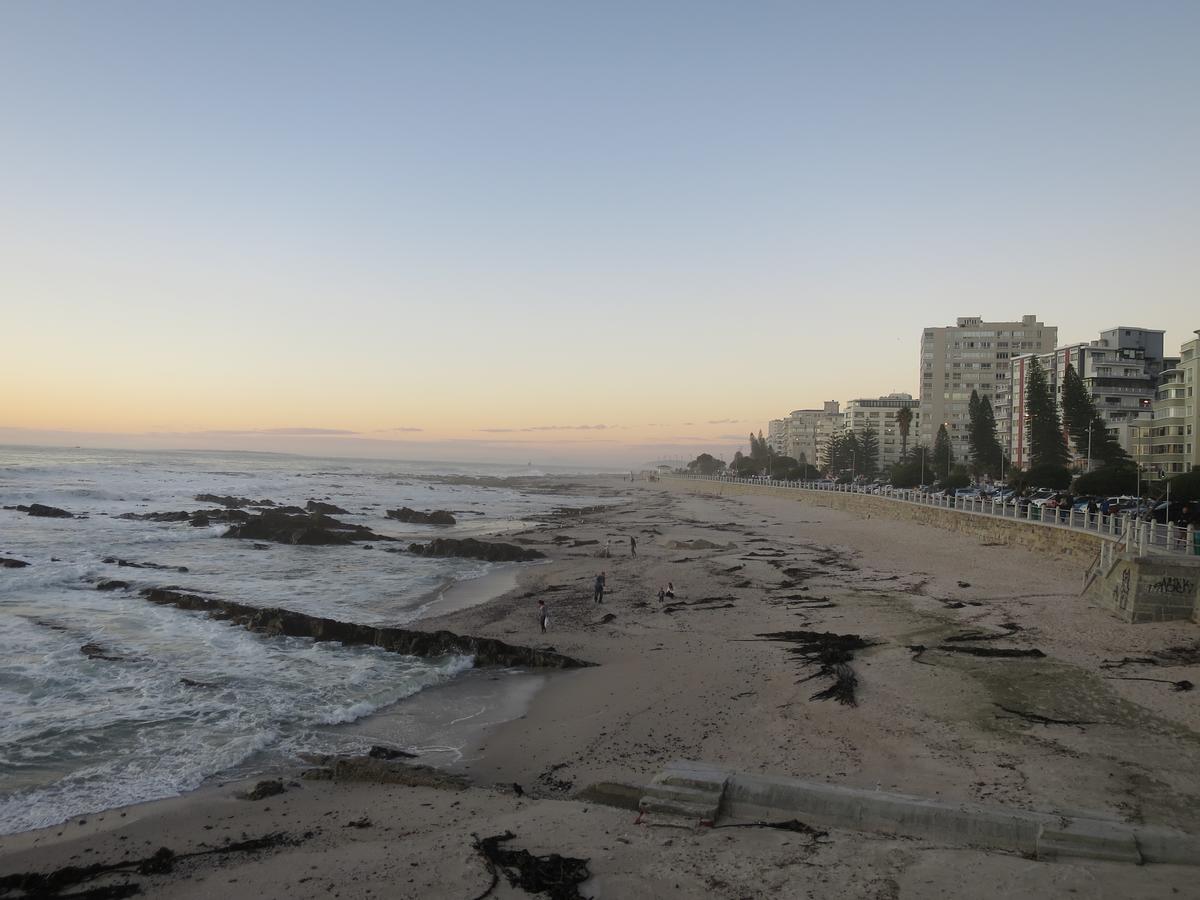 Sea Point Inn Cape Town Exterior photo