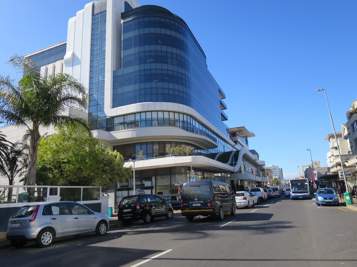 Sea Point Inn Cape Town Exterior photo